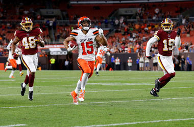 CLEVELAND, OH - AUGUST 8: Damon Sheehy-Guiseppi #15 of the Cleveland Browns outruns BJ Blunt #48 and Robert Davis #19 of the Washington Redskins for an 86-yard touchdown punt return during the fourth quarter at FirstEnergy Stadium on August 8, 2019 in Cle CLEVELAND, OH - AUGUST 8: Damon Sheehy-Guiseppi #15 of the Cleveland Browns outruns BJ Blunt #48 and Robert Davis #19 of the Washington Redskins for an 86-yard touchdown punt return during the fourth quarter at FirstEnergy Stadium on August 8, 2019 in Cle