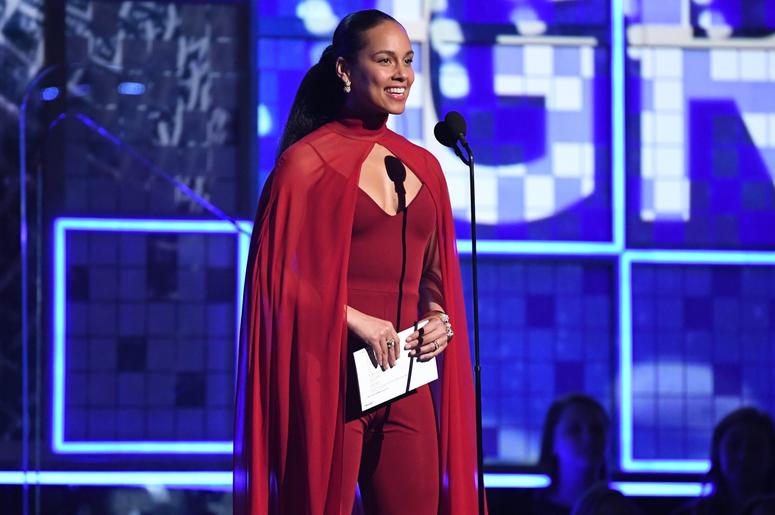 February 10, 2019; Los Angeles, CA, USA; Alicia Keys presents the Album of the Year award during the 61st Annual GRAMMY Awards on Feb. 10, 2019 at STAPLES Center in Los Angeles, Calif. Mandatory Credit: Robert Hanashiro-USA TODAY NETWORK February 10, 2019; Los Angeles, CA, USA; Alicia Keys presents the Album of the Year award during the 61st Annual GRAMMY Awards on Feb. 10, 2019 at STAPLES Center in Los Angeles, Calif. Mandatory Credit: Robert Hanashiro-USA TODAY NETWORK
