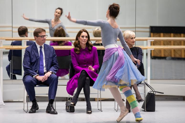 1/16/2019 - The Duchess of Cambridge watching Royal Ballet dancer during her visit to the Royal Opera House in London. (Photo by PA Images/Sipa USA) *** US Rights Only *** 1/16/2019 - The Duchess of Cambridge watching Royal Ballet dancer during her visit to the Royal Opera House in London. (Photo by PA Images/Sipa USA) *** US Rights Only ***