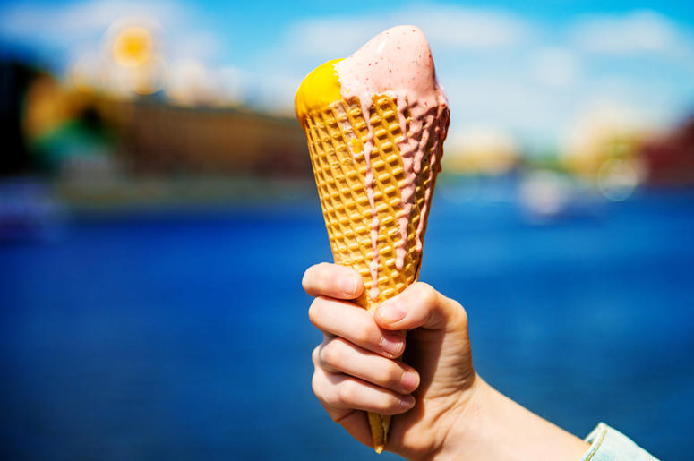 Summer ice cream cone dreamstime ice cream