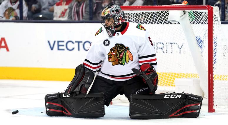 Blackhawks goalie Corey Crawford Blackhawks goalie Corey Crawford