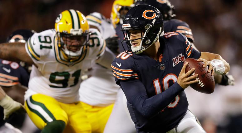 Bears quarterback Mitchell Trubisky (10) Bears quarterback Mitchell Trubisky (10)