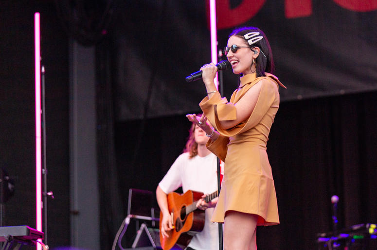 Chelsea Lee of Shaed during the Summerfest Music Festival on June, 28 2019, in Milwaukee, Wisconsin (Photo by Daniel DeSlover/Sipa USA) Chelsea Lee of Shaed during the Summerfest Music Festival on June, 28 2019, in Milwaukee, Wisconsin (Photo by Daniel DeSlover/Sipa USA)