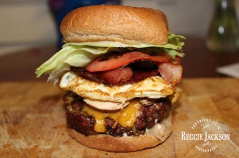 Action Jackson's Ultimate Burger Action