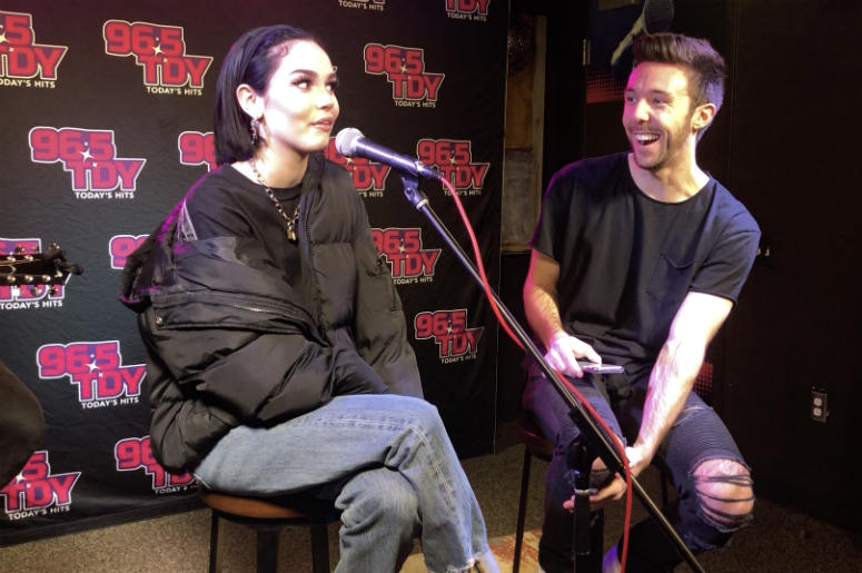 Maggie Lindemann & LA Maggie Lindemann Performs "Pretty Girl" & Unreleased "Friends Go," Interviews with LA about Touring, Sabrina Carpenter, Khalid, Shoes and more LAOnAir, Exclusive, Interview, Performance, Pretty Girl, Human, Would I