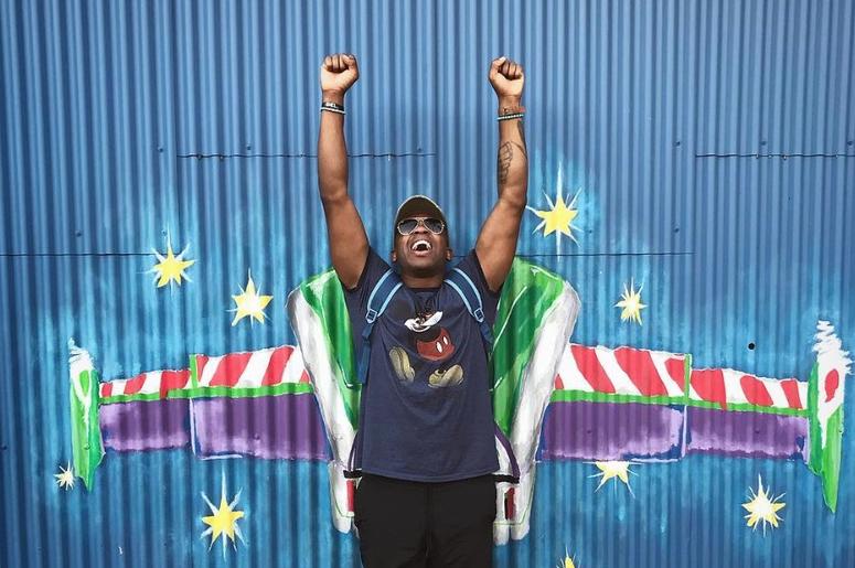 Jimmie Allen "To infinity and beyond" Jimmie Allen "To infinity and beyond"