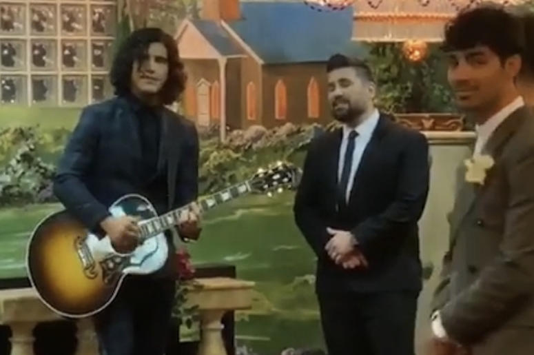 Dan + Shay perform during Joe Jonas & Sophie Turner's wedding Dan + Shay perform during Joe Jonas & Sophie Turner's wedding