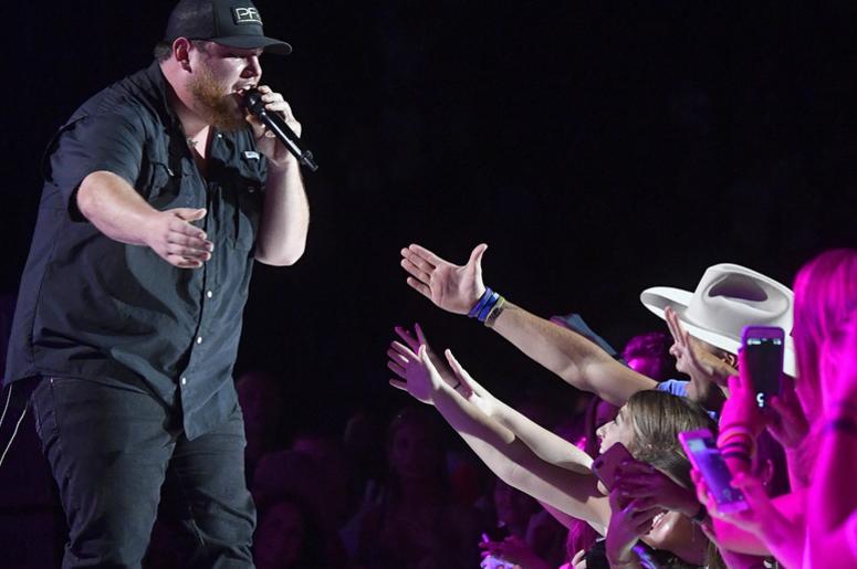 Luke Combs at CMA Festival Luke Combs at CMA Festival