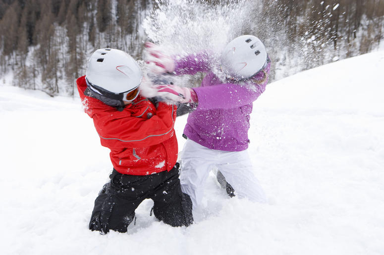 Snowball Fight Snowball Fight