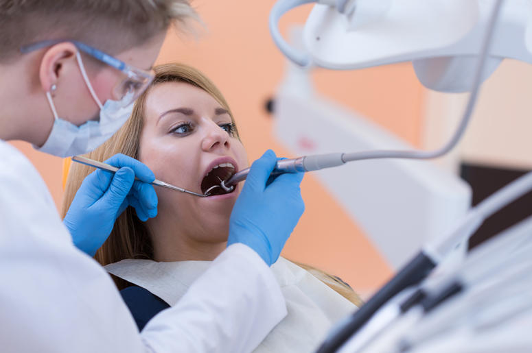 Dentist Dentist