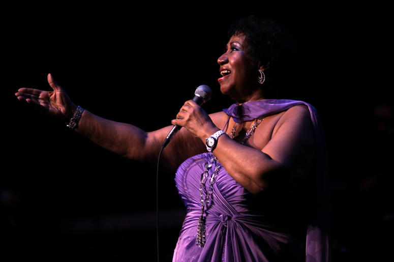 Aretha Franklin performs at the Chicago Theatre on State Street in Chicago, Illinois, May 19, 2011. Aretha Franklin performs at the Chicago Theatre on State Street in Chicago, Illinois, May 19, 2011.