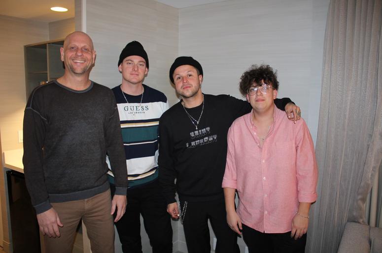 Karson Lovelytheband Karson Lovelytheband
