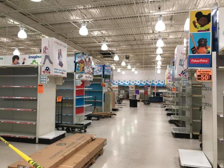 Toys R Us closing Toys R Us closing