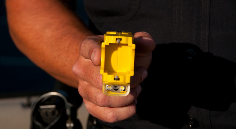 police taser police taser