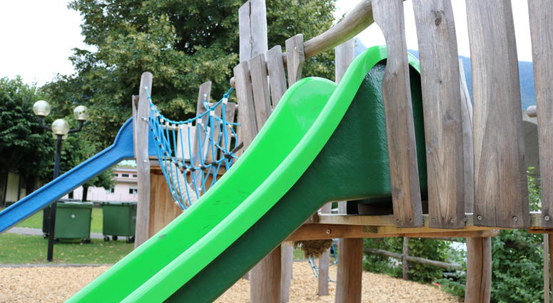 slide slide