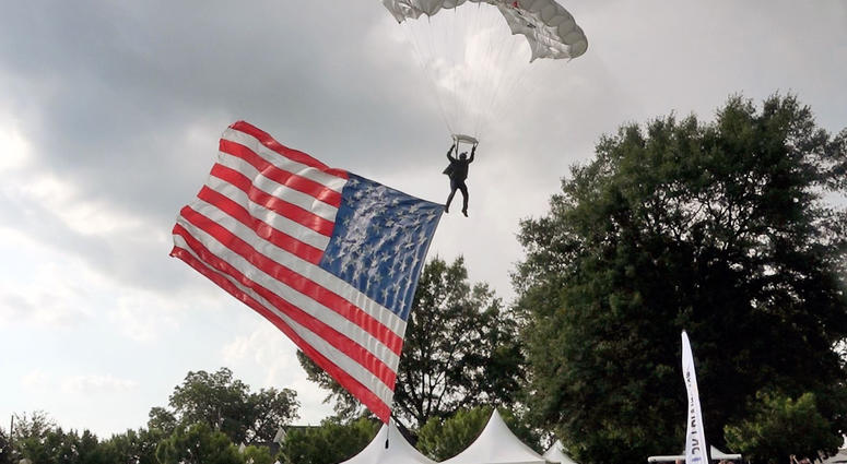 Skydiving show at Greer Freedom Blast