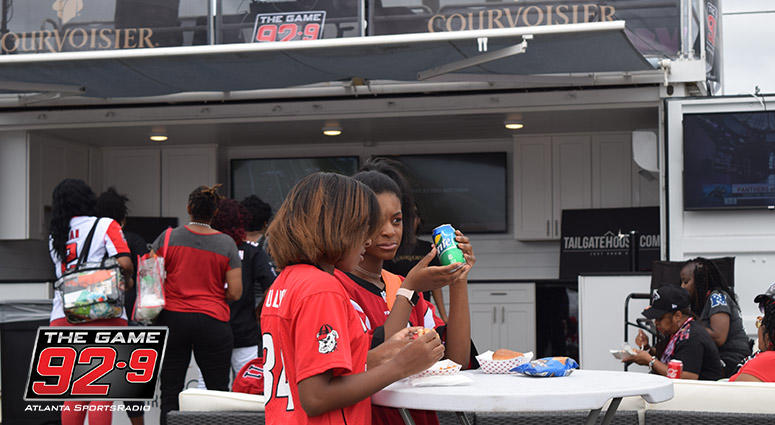 The Wade Ford Tailgate The Wade Ford Tailgate
