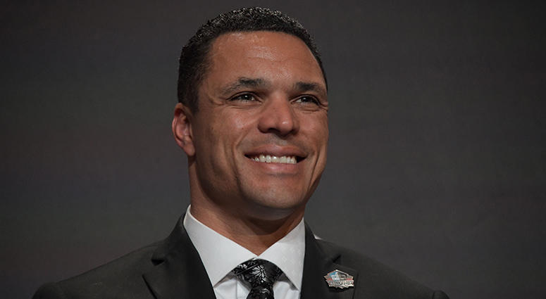Pro Football Hall of Fame tight end Tony Gonzalez Pro Football Hall of Fame tight end Tony Gonzalez